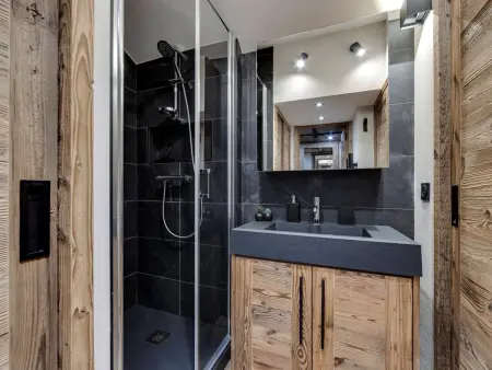 Appartement 34m² rénové à Val-d'Isère, 10 min des pistes : photo 7