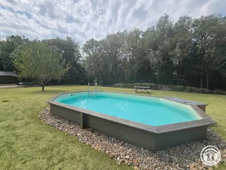 Chalet climatisé avec piscine 400m du château : photo 2