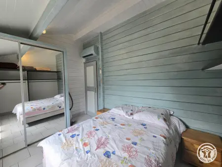 Chalet climatisé avec piscine 400m du château : photo 10