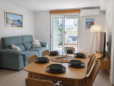 Location gite à Oliva, Maison mitoyenne climatisée, près plage - 5 pers.