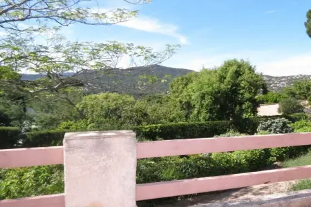 Villa 3 chambres, 800 m² de jardin à Sainte-Maxime : photo 3