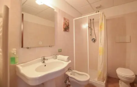 Maison 12 chambres avec piscine privée en Ombrie : photo 28