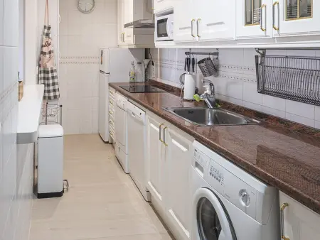 Appartement 6 pers. avec piscine à Calp : photo 9