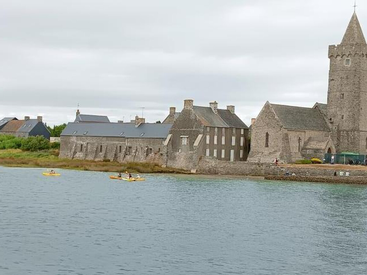 Gîte 6 pers. Portbail : maison avec garage, terrasse et animaux OK - Photo 23