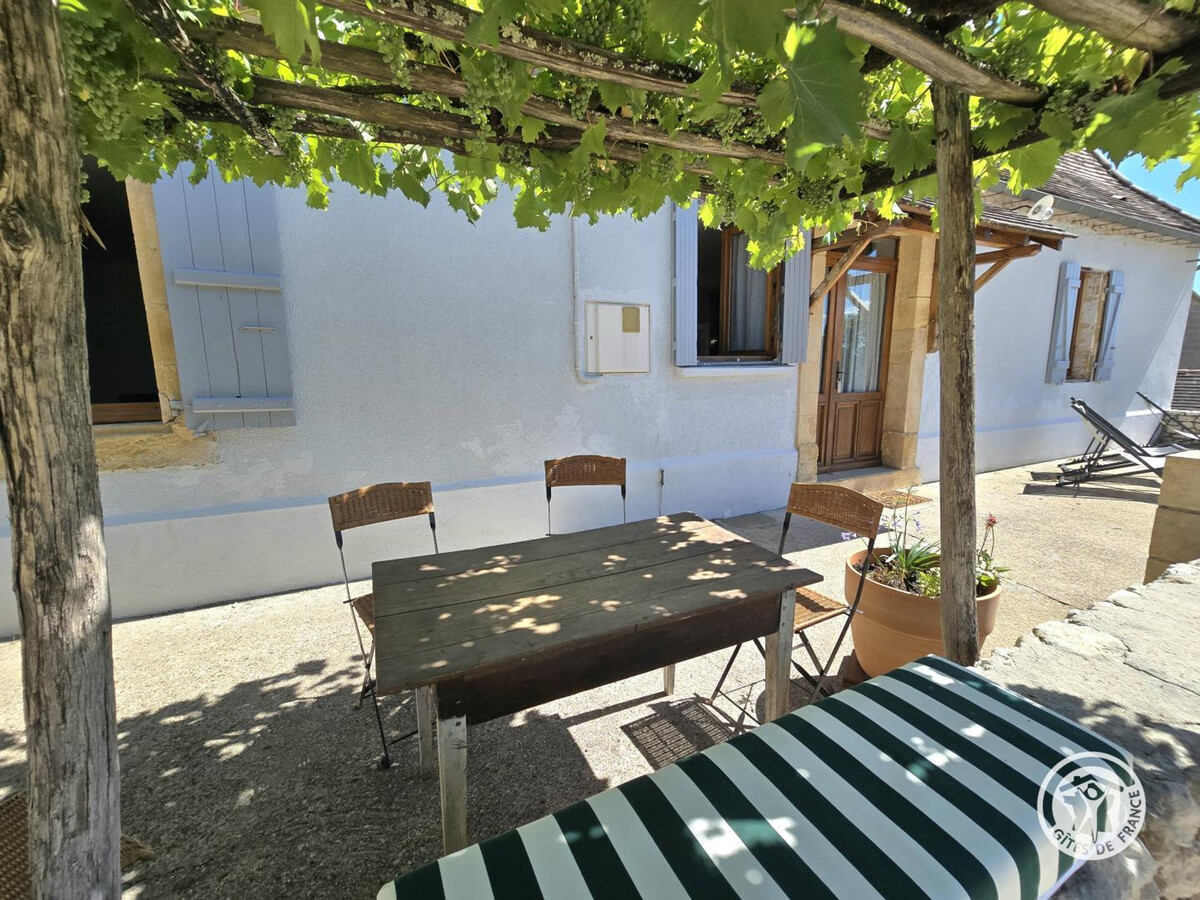 Grand gîte 10 pers. avec cour privative à Bars - Photo 11