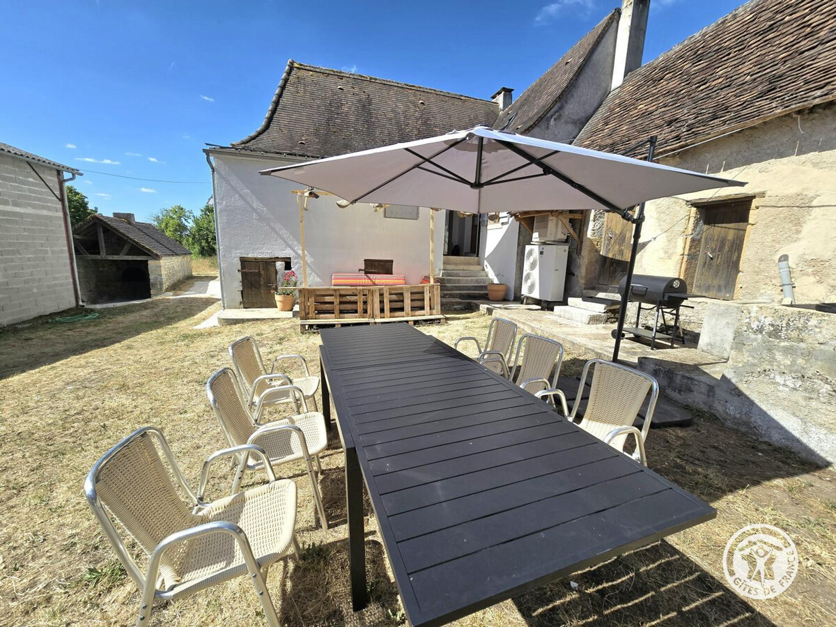 Grand gîte 10 pers. avec cour privative à Bars - Photo 14