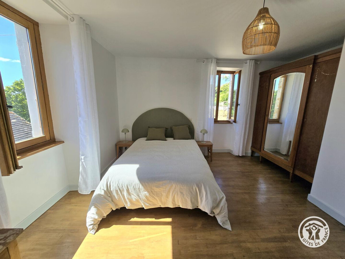 Grand gîte 10 pers. avec cour privative à Bars - Photo 18