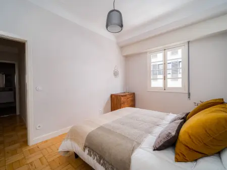 Appartement 3 chambres 100 m² centre Porto : photo 8