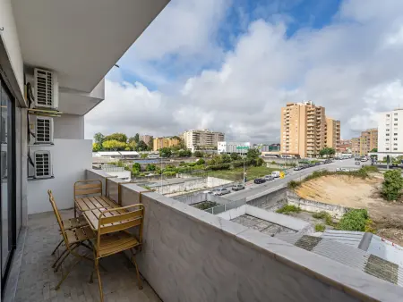 Appartement moderne 90 m² centre Porto, 2 ch., 4 pers. : photo 1