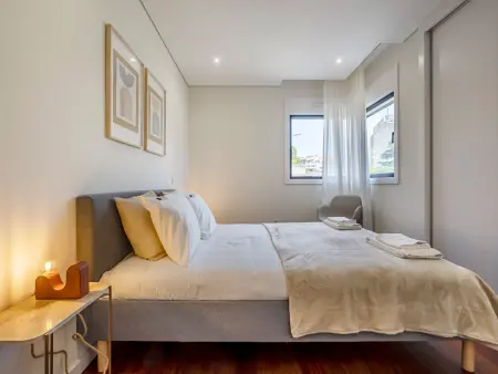 Appartement moderne 85 m² avec parking à Porto : photo 2