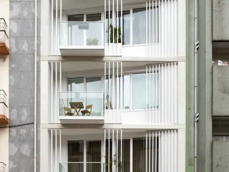 Studio 40 m² climatisé au cœur de Porto : photo 2