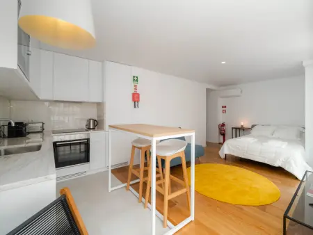 Studio 40 m² climatisé au cœur de Porto : photo 9