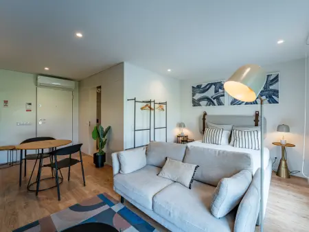 Studio 34 m² avec climatisation à Porto : photo 1