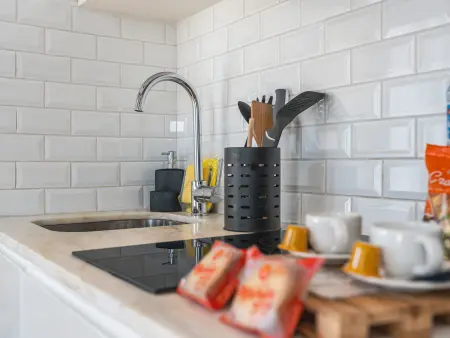 Studio moderne 25m² avec clim au cœur de Porto : photo 7
