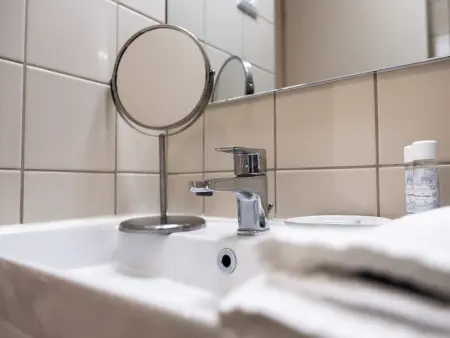 Studio moderne 25m² avec clim au cœur de Porto : photo 16