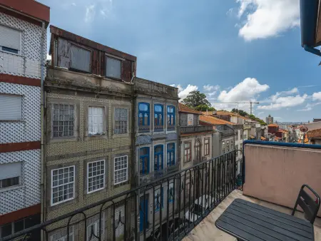 Studio moderne 25m² avec clim au cœur de Porto : photo 22