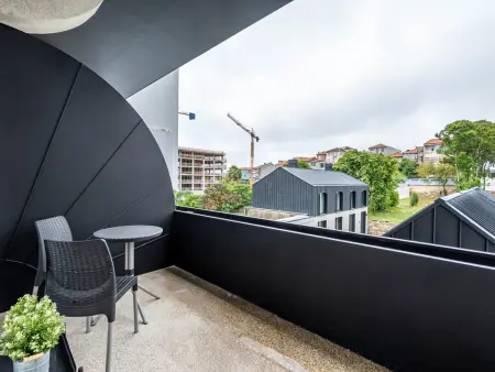 Studio moderne 52 m² avec balcon à Porto : photo 5