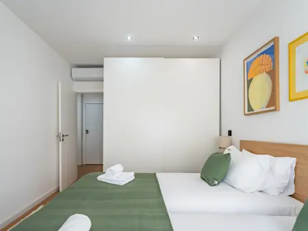 Appartement 40 m² avec balcon et clim à Porto : photo 3