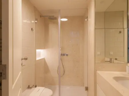 Appartement 102 m² avec balcon à Lisbonne : photo 12
