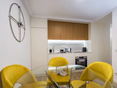 Appartement 45 m² climatisé avec balcon à Porto : photo 9