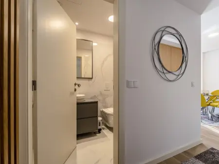 Appartement 45 m² climatisé avec balcon à Porto : photo 16