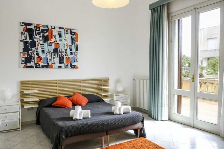 Barbara 11 : villa Marsala, piscine 8×4 m, 5 chambres - Photo 4