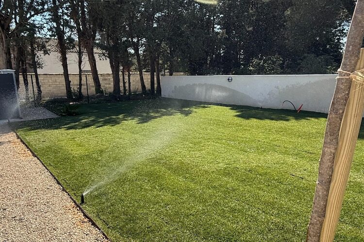 Maison Sorgue 4 : piscine, jacuzzi et terrasse - Photo 19