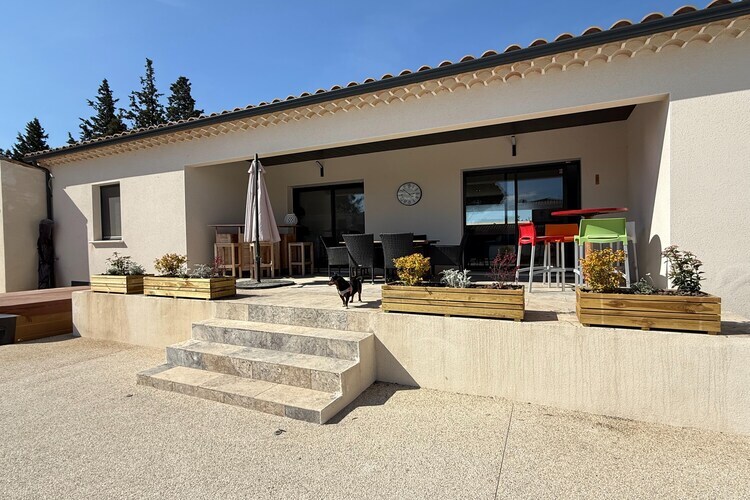 Sorgue 9 – Villa 4 chambres avec piscine et jacuzzi - Photo 1