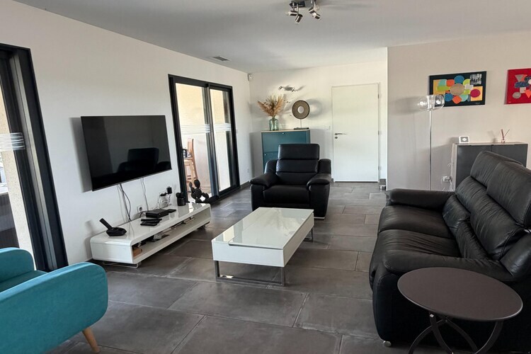 Sorgue 9 – Villa 4 chambres avec piscine et jacuzzi - Photo 9