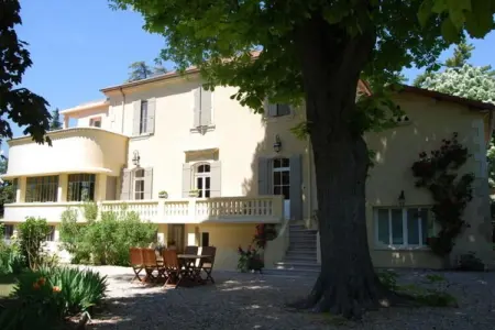 Maison 14 personnes à Valréas avec piscine et terrains de jeux : photo 7