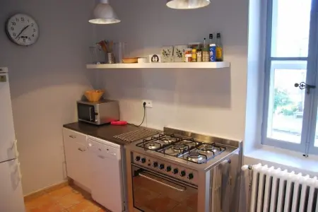 Maison Amélie-Rosalie-Éline avec piscine à Valréas : photo 8