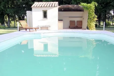 Maison Amélie-Rosalie-Éline avec piscine à Valréas : photo 11