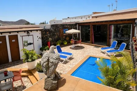 Casa Franymar : maison avec piscine chauffée à Lajares : photo 2
