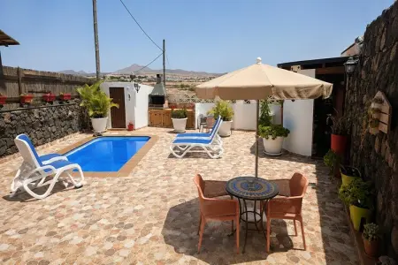 Casa Franymar : maison avec piscine chauffée à Lajares : photo 24