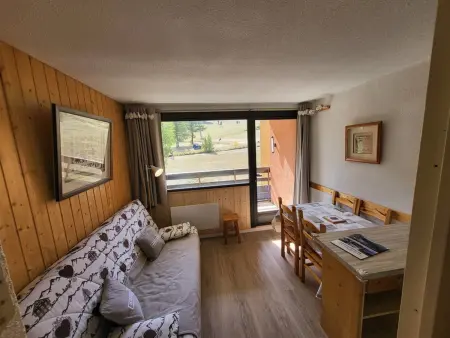 Appartement 24m² balcon sud vue pistes - Montgenèvre : photo 2
