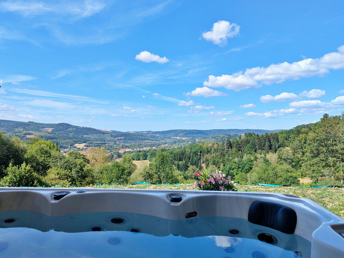 Gîte 11 pers. Fraize : spa, vue Vosges, 5 chambres - Photo 2