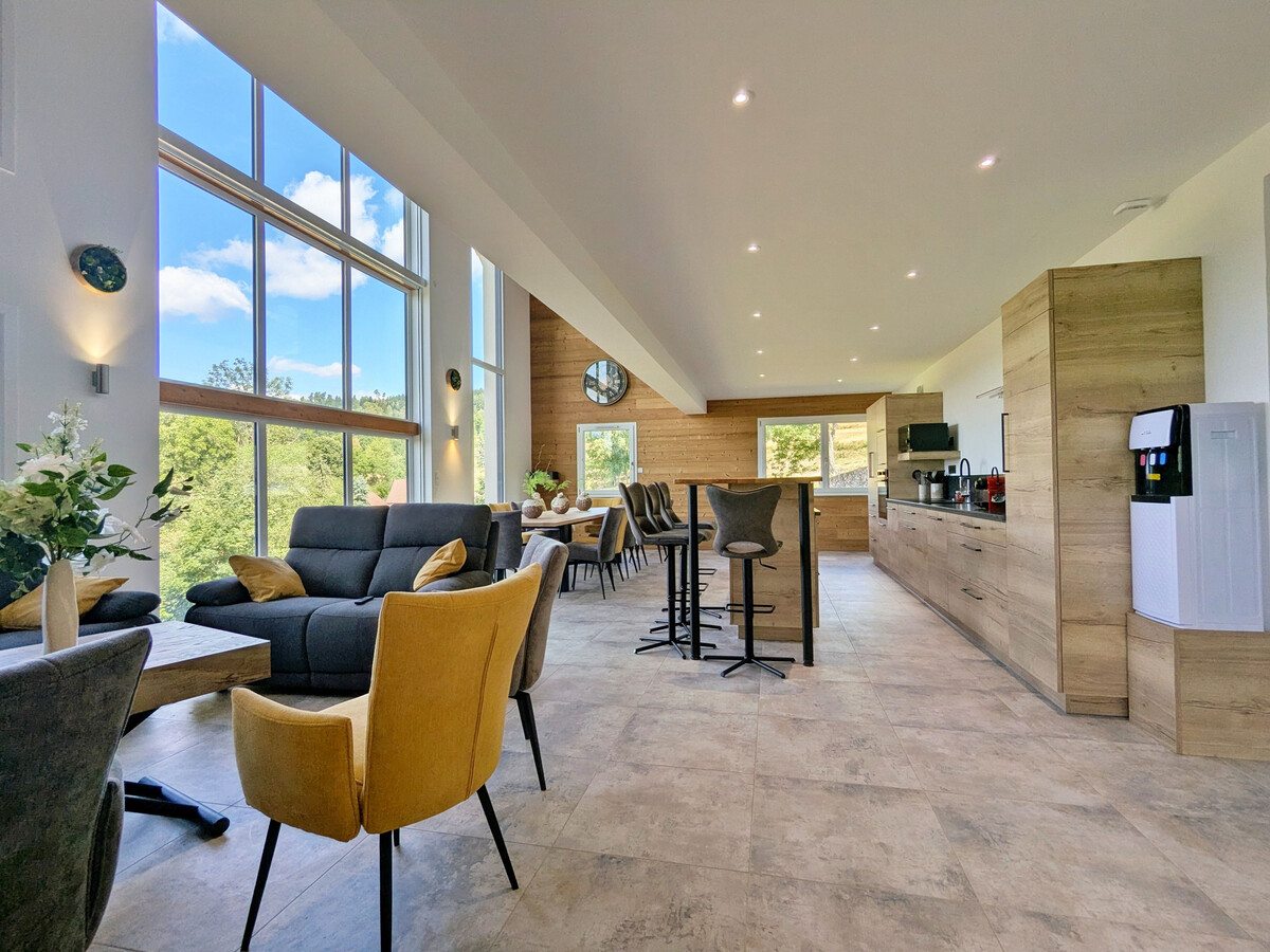 Gîte 11 pers. Fraize : spa, vue Vosges, 5 chambres - Photo 3