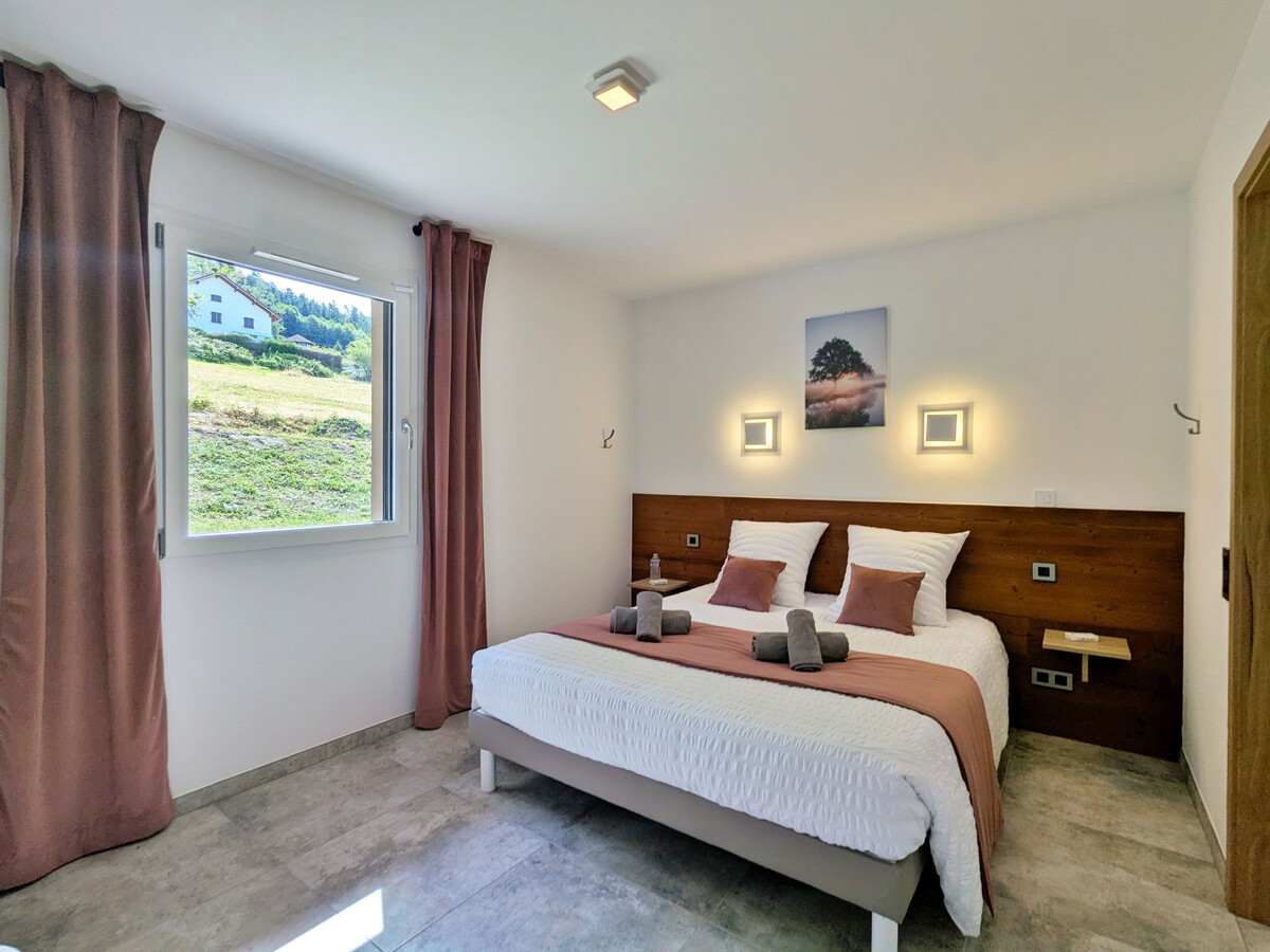 Gîte 11 pers. Fraize : spa, vue Vosges, 5 chambres - Photo 7