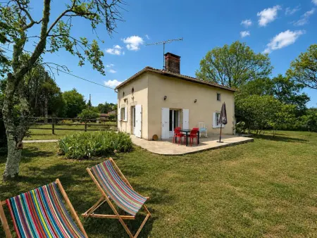 Gîte Chez Mady à Esse : maison indépendante, piscine chauffée : photo 4
