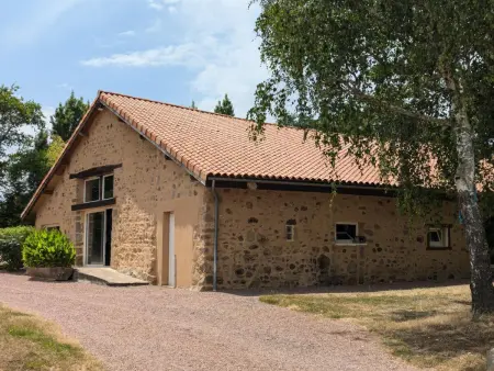 Gîte Chez Mady à Esse : maison indépendante, piscine chauffée : photo 22