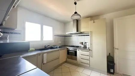 Appartement 76 m² avec parking privé à Saint-Raphaël, 2 chambres : photo 3