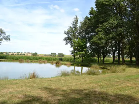 Gîte 8 pers. Berry avec étang privé et parc animalier : photo 13