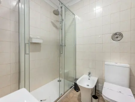 Appartement 3 chambres pour 6 à Porto, 110 m² : photo 25