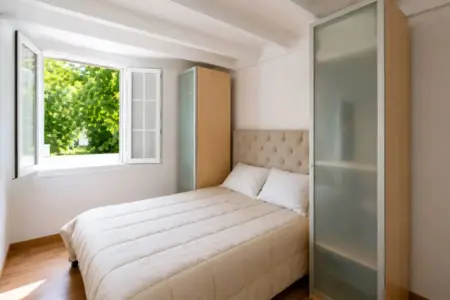 Studio moderne à Cannes centre, balcon et terrasse, clim : photo 8
