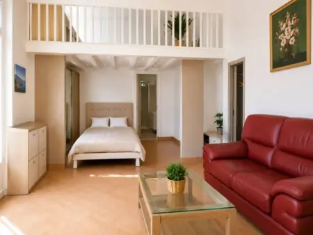 Studio moderne à Cannes centre, balcon et terrasse, clim : photo 11