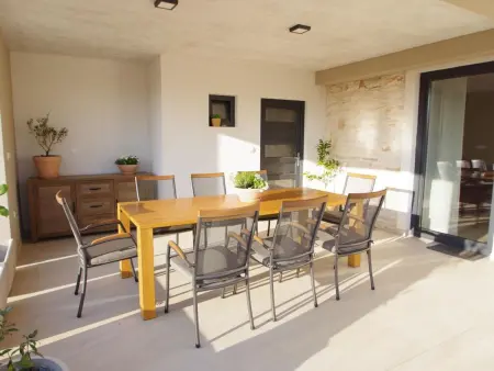 Poli Nona, maison mitoyenne rénovée à Valbandon : photo 34