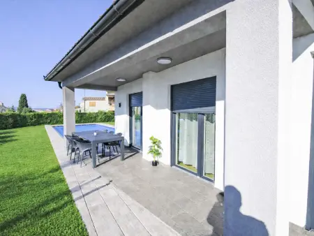 Charming 3-Bedroom Riviera, Villa 6 personnes à Nedescina : photo 6