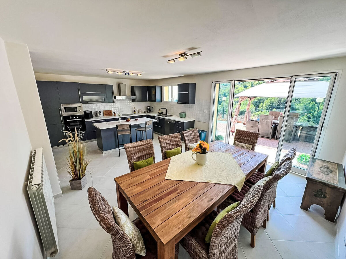 Villa Soleggiata – 8 pers, piscine & vue mer à Castellaro - Photo 2