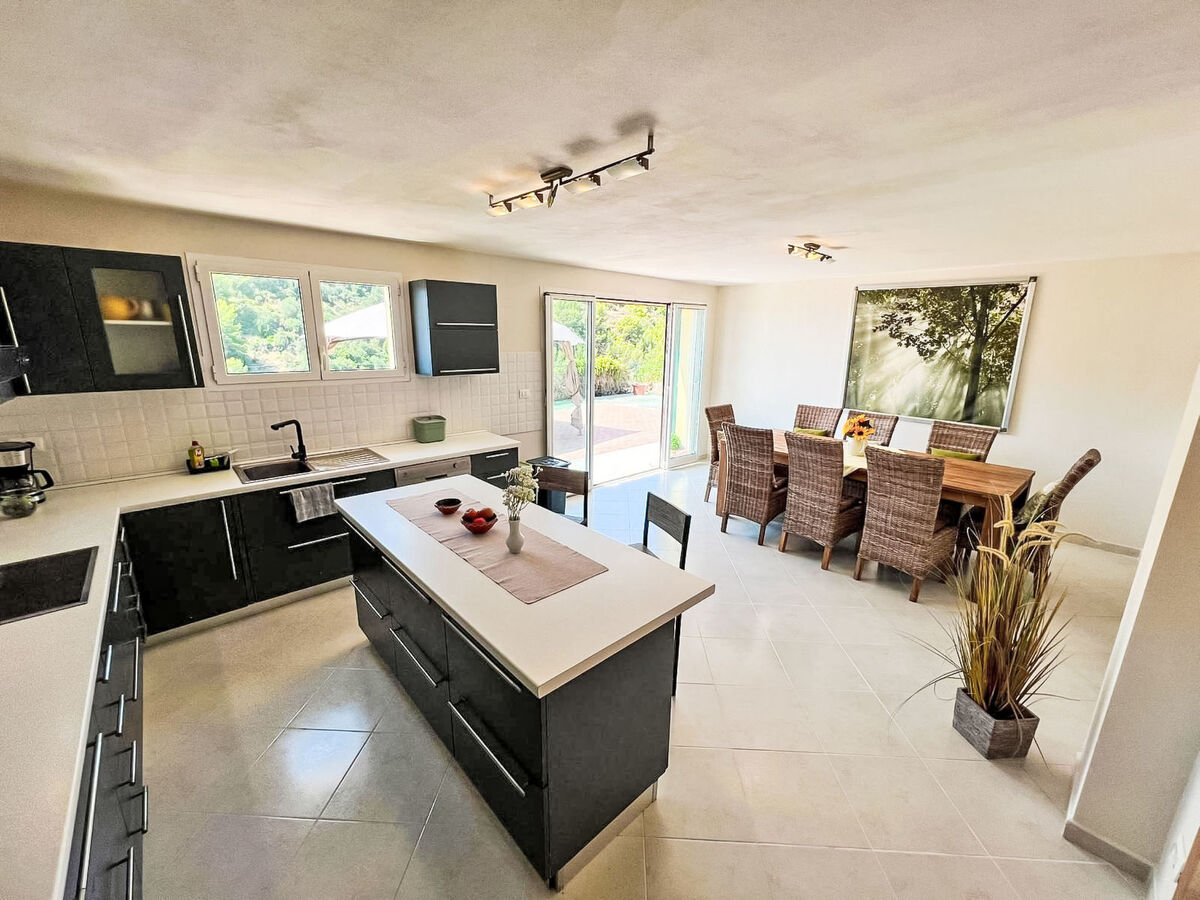 Villa Soleggiata – 8 pers, piscine & vue mer à Castellaro - Photo 3