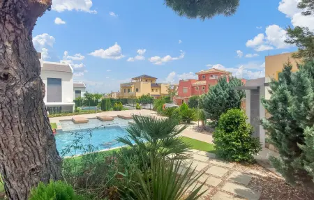Appartement 3 chambres à Torrevieja, jardin privé et piscine à 80 m : photo 12